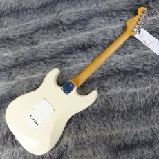 Fender Vintera II 60s Stratocaster Olympic White_4