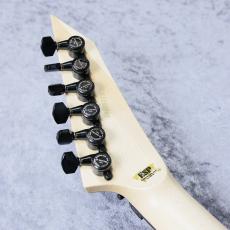 ESP MAVERICK 「Pearl White Gold」ミディアムスケールを採用した 旧仕様モデル_9
