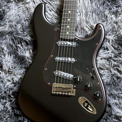 Fender Made in Japan Limited Hybrid II Stratocaster Noir, Rosewood Fingerboard, Black