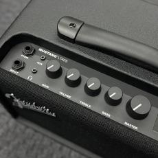 Fender Mustang LT40S_5