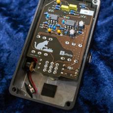 UNTAKE GUITARS "UNTAKE FUZZ" by No.8 effects_2