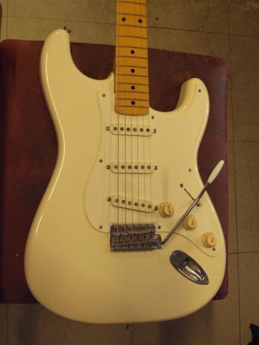 Fender Japan ST57-70 (1990s)