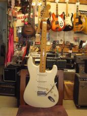 Fender Japan ST57-70 (1990s)_2