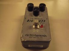 Electro-Harmonix TRIANGLE BIG MUFF Π_3