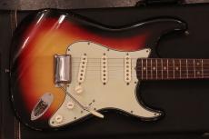 Fender 1964 Stratocaster "Spaghetti Head Decal with "Excellent Clean Condition"_3