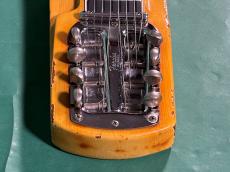 Fender DELUXE-8_5