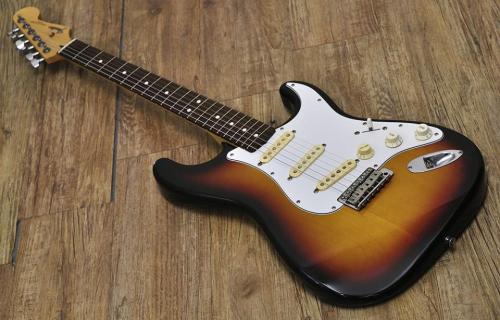 Fender Japan ST-STD