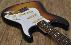 Fender Japan ST-STD_6