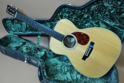Collings OM2H / Original Waverly Peg・Solid Sitka Spruce Top・Solid Indian Rose Side and Back・Pre-war Scalloped Advanced X-pattern・With L.R Baggs Lyric Active System【With Original Hard Case 】1998年製　