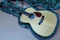 Collings OM2H / Original Waverly Peg・Solid Sitka Spruce Top・Solid Indian Rose Side and Back・Pre-war Scalloped Advanced X-pattern・With L.R Baggs Lyric Active System【With Original Hard Case 】1998年製　_2