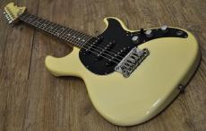 G&L USA Skyhawk 1987 Leo Fender Fine Tuner Vibrato_11