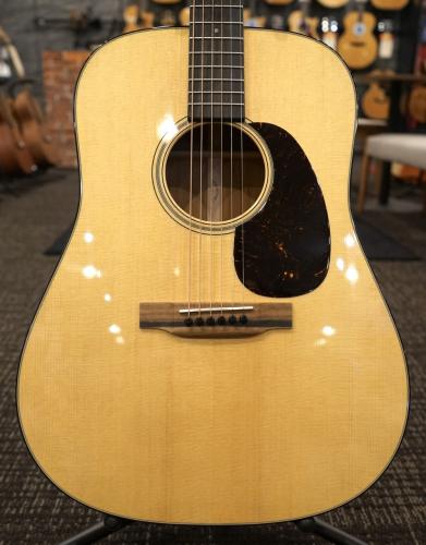 Martin 【個体演奏動画あり】D-18 Standard S/N 2856937【素朴にして芳醇、歌心を映す個体】