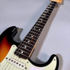 Fender Made in Japan Traditional 60s Stratocaster Rosewood Fingerboard 3-Color Sunburst 【写真現物/3.2kg】_3