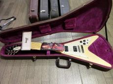 Gibson 1983 Flying V White_9