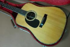 S.Yairi YD-308 Left Hand CTM Oder Model / Vertical Logo・Schaller Gold Peg・Solid Abalone Trim & Rosette・Solid German Spruce Top・Solid Jacaranda Side and Back・Ebony Fingerboard and Bridge・Under Finish Black Pic_2