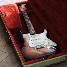Fender American Vintage '62 Stratocaster Reissue - 3-Color Sunburs_13