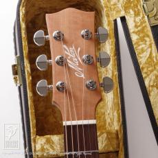 Maton Joe Robinson Signature_6