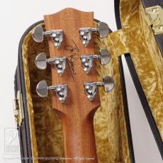Maton Joe Robinson Signature_7