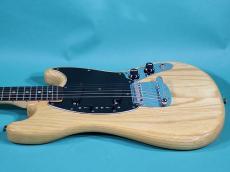 Fender MUSTANG NT _4