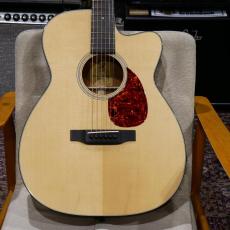 Rabbit 69 Lucky 13 / Mahogany 【ストラディバリの森で伐採された「ニュームーン・スプルース」トップ採用の極上モデル。】