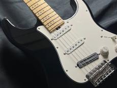 Three Dots S model/M_4