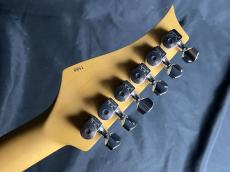 Three Dots S model/M_11