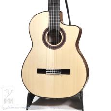 Cordoba GK Studio (Nylon Strings)