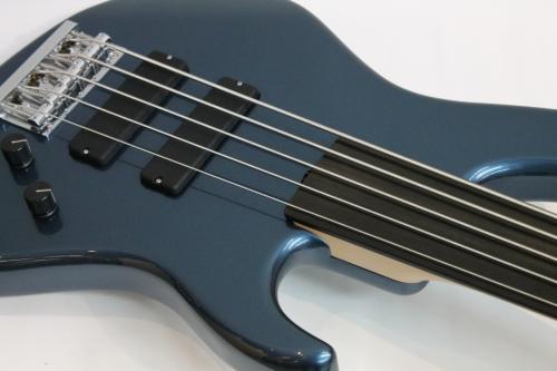 Sadowsky MetroLine ML24 MS5 ASH Fretless / Solid Dark Lake Placid Blue Metalic High Polish【5弦フレットレス】