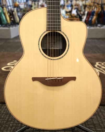 Lowden 【ちょい傷特価】【個体演奏動画あり】F-35C IR/AD【ナット幅43mm】【ローズウッド×アディロン】