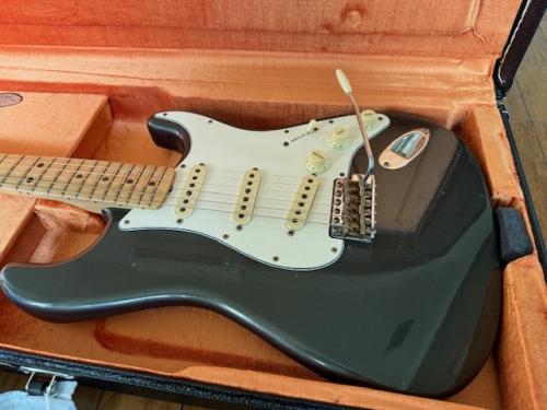 Fender Custom Shop '69 Stratocaster - Handwound PU's / Journeyman Relic / Charcoal Frost Metallic/新品全国一律送料無料