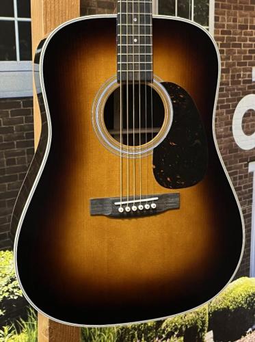 Martin 【日本総本店】【新仕様】D-28 Standard Sunburst #2957849【48回無金利分割可能】