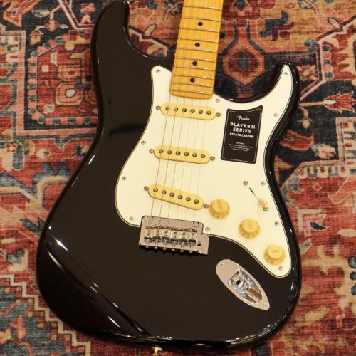 Fender Player II Stratocaster, Maple Fingerboard / Black 【特価】