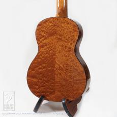 tkitki ukulele Custom-T Birds Eye Sapele_3