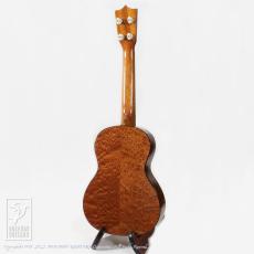 tkitki ukulele Custom-T Birds Eye Sapele_4