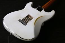 Fender Japan ST57　Relic　Malti Layer Finish 　セール期間限定価格_7