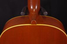 Gibson J-35_7