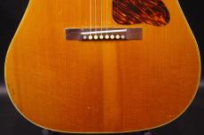 Gibson J-35_9