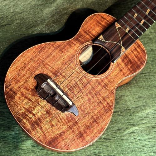 TODA Guitars VS Soprano Koa 【2013年製】【ソプラノ/ハワイアンコア】【24回金利0%対象】【送料込】