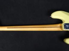 Fender Player II Jazz Bass Hialeah Yellow_8