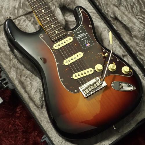 Fender American Professional II Stratocaster RW 3-Color Sunburst