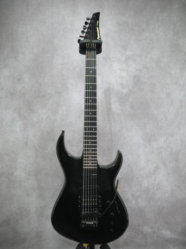 FERNANDES  FRS-85 SUSTAINIAC搭載
