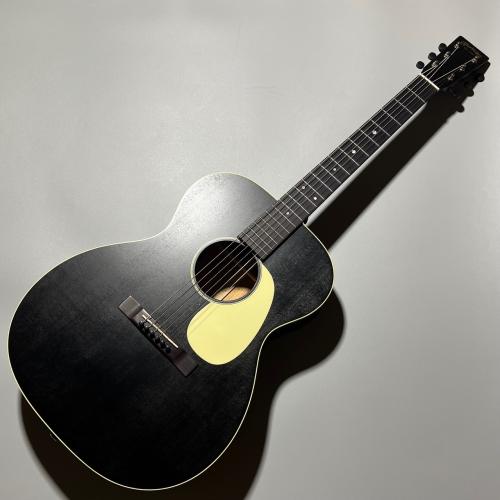 Martin 【ステージを支配する、圧倒的なマットブラック】000-17E Black Smoke