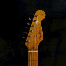 Fender Japan ST-57 2tone Sunburst Alder body【3.72kg】_4