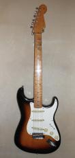Fender STRATOCASTER