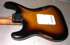 Fender STRATOCASTER_10