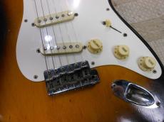 Fender STRATOCASTER_12