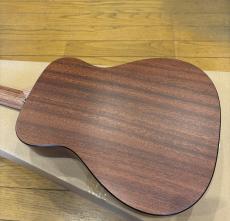 Martin LX1_3
