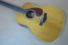 YAMAHA FG-180 / Red Label・音叉 Logo・Original Peg・Spruce Top・Mahogany Side and Back・Replace Large Pick-guard・Rosewood fingerboard and Bridge・Mahogany Neck 【With Hard Case】1971年製_2