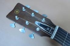 YAMAHA FG-180 / Red Label・音叉 Logo・Original Peg・Spruce Top・Mahogany Side and Back・Replace Large Pick-guard・Rosewood fingerboard and Bridge・Mahogany Neck 【With Hard Case】1971年製_7