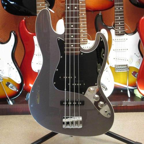 Fender Japan AJB